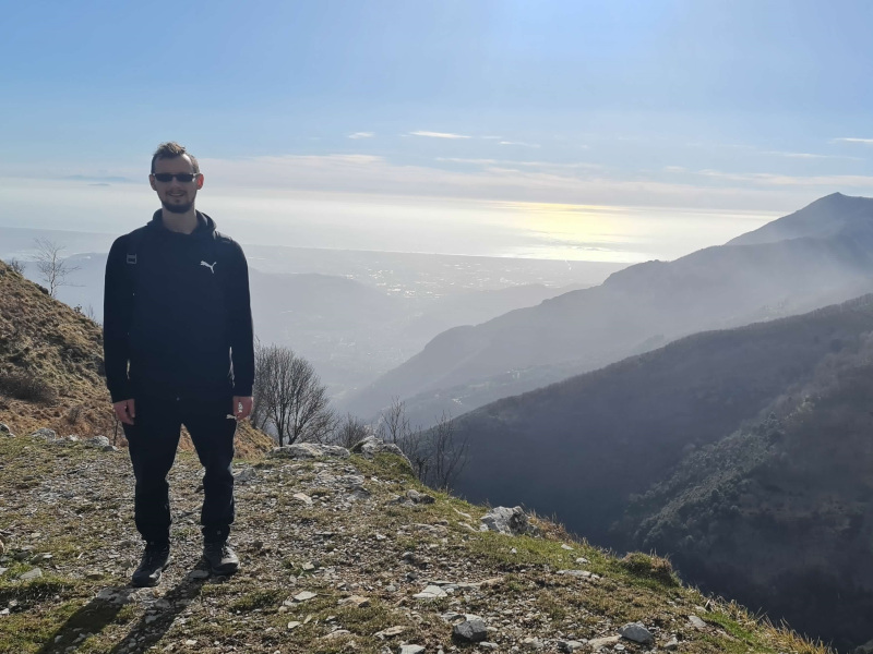 Picture of Gabriele hiking